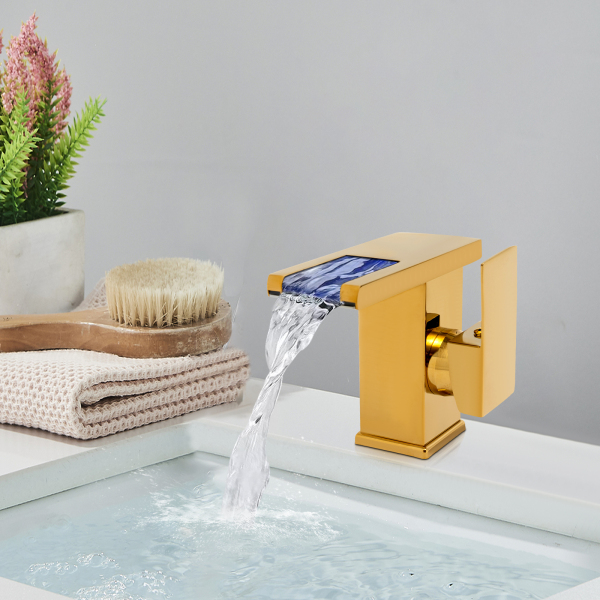Robinet de baignoire LED, Robinet à lumière LED 3 couleurs, Robinet cascade, Sécurité intelligente, 0-80℃, 12.5*12.5*6 cm, Or Robinet de baignoire LED, Robinet à lumière LED 3 couleurs, Robinet cascade, Sécurité intelligente, 0-80℃, 12.5*12.5*6 cm, Or